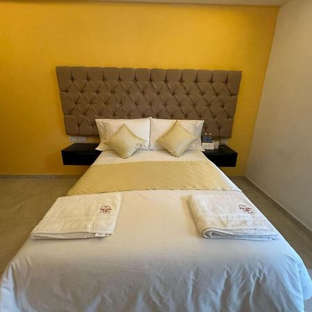 Oyo Hotel Familiar Tollan Cholula Exterior photo