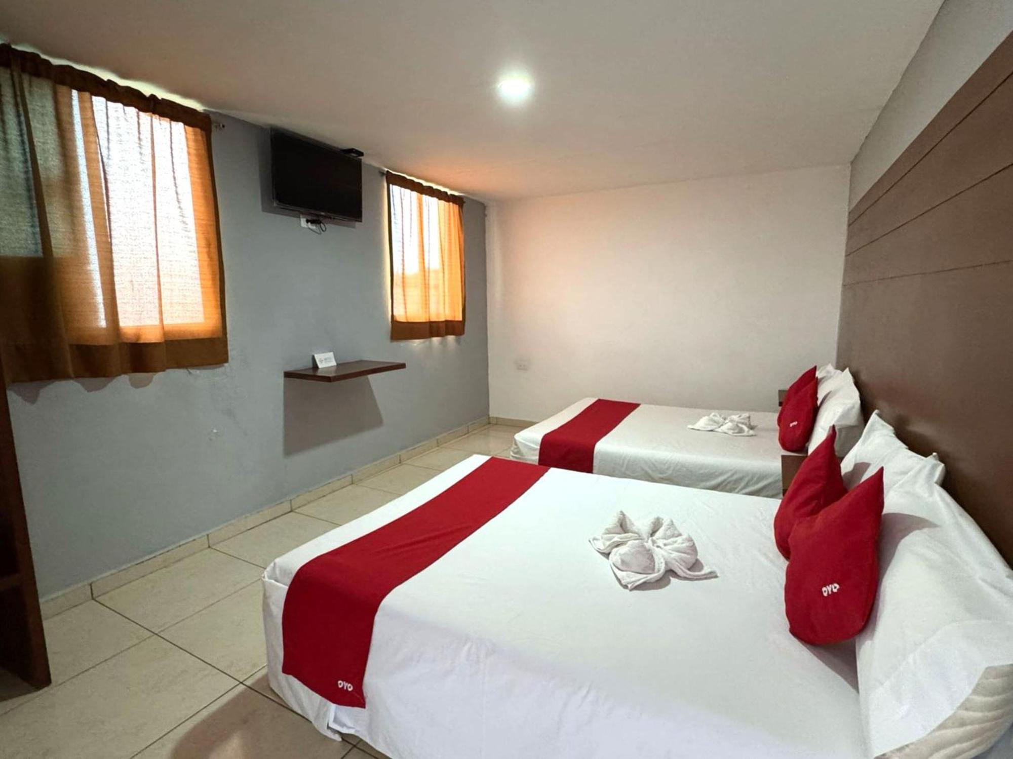 Oyo Hotel Familiar Tollan Cholula Exterior photo