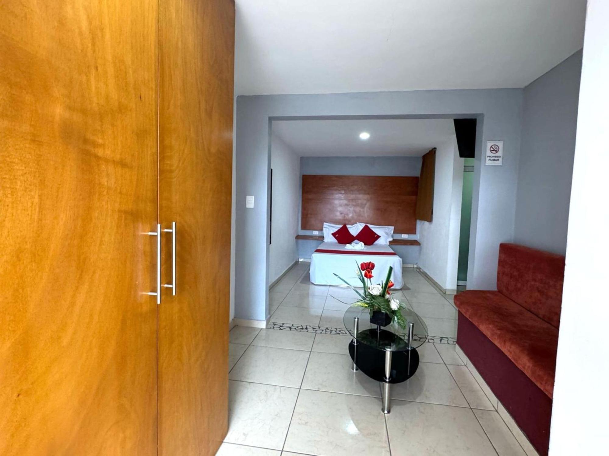 Oyo Hotel Familiar Tollan Cholula Exterior photo